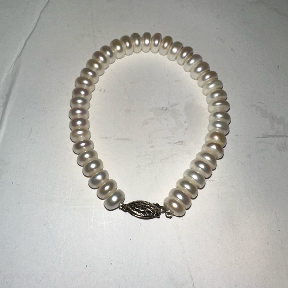 Sterling Silver Genuine Freshwater White Pearl 925 Bracelet - Picture 3 of 4